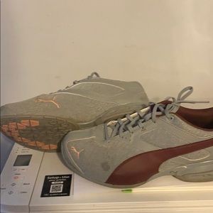 Puma sneakers worn a few times only